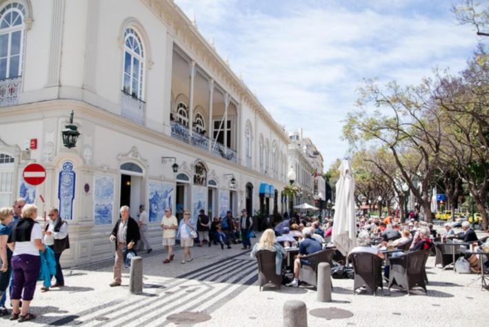 Central Funchal Apartment - Garden - Free Parking & Ac Buitenkant foto